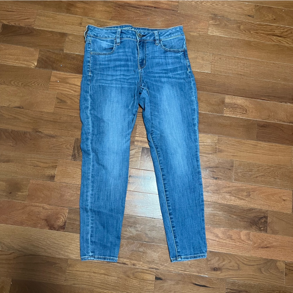 American Eagle Size 8 short Next Level Stretch Jeggings